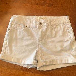 Girls Copper Key White Shorts